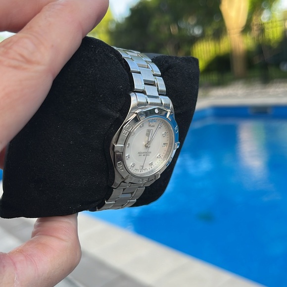 AUTHENTIC TAG HEUER SS Aquaracer Mother of Pearl Diamond Dial 32MM Watch - Picture 14 of 17